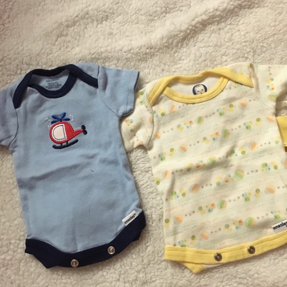 15 TOTAL      5-8lb one piece outfits - Picture 7 of 8